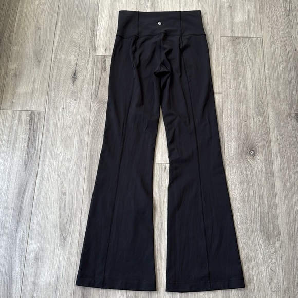 lululemon athletica Pants - Vintage Lululemon Groove Flare Pants size 8/10 32” inseam